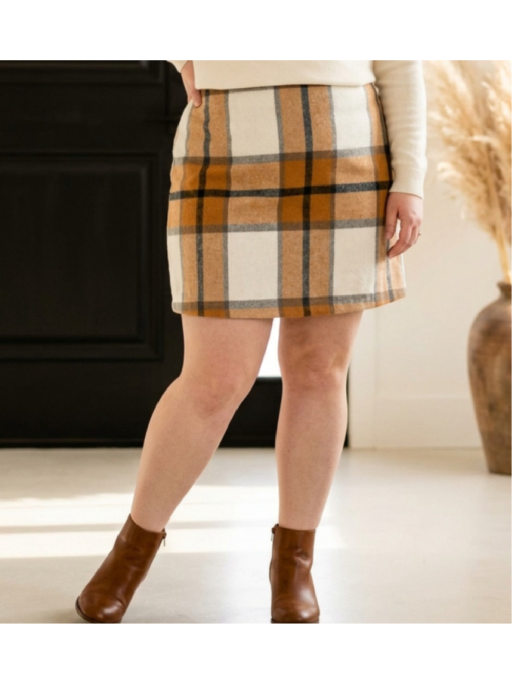 Felted Plaid Mini Skirt XXL Beige White Cozy Acadamia CleanGirl OfficeSiren